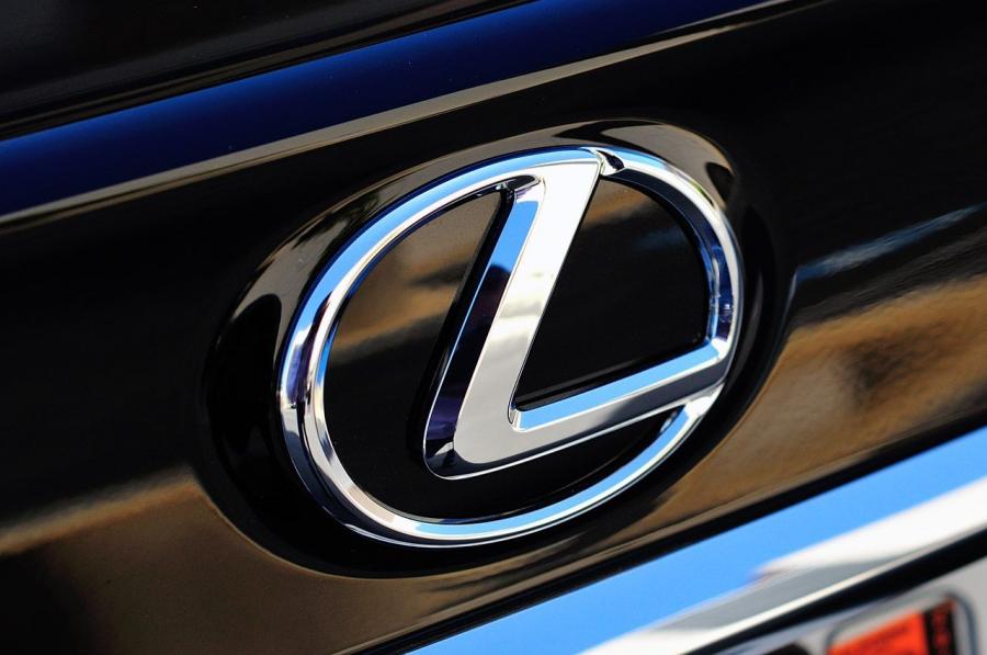  Lexus LS460 2013 года  (фото 103 из 111)